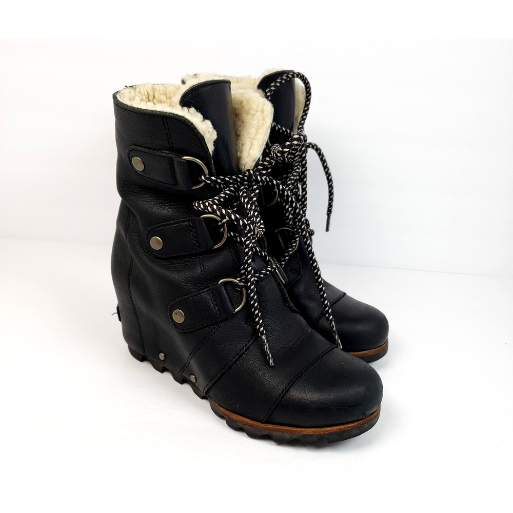 Sorel Black Winter Boots with Cream Lining